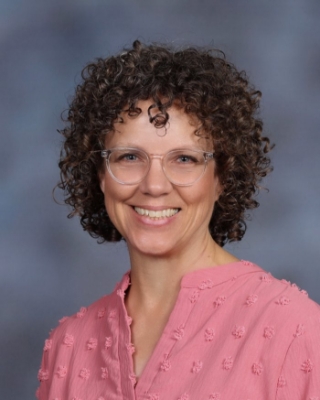 Melinda Overson : Librarian